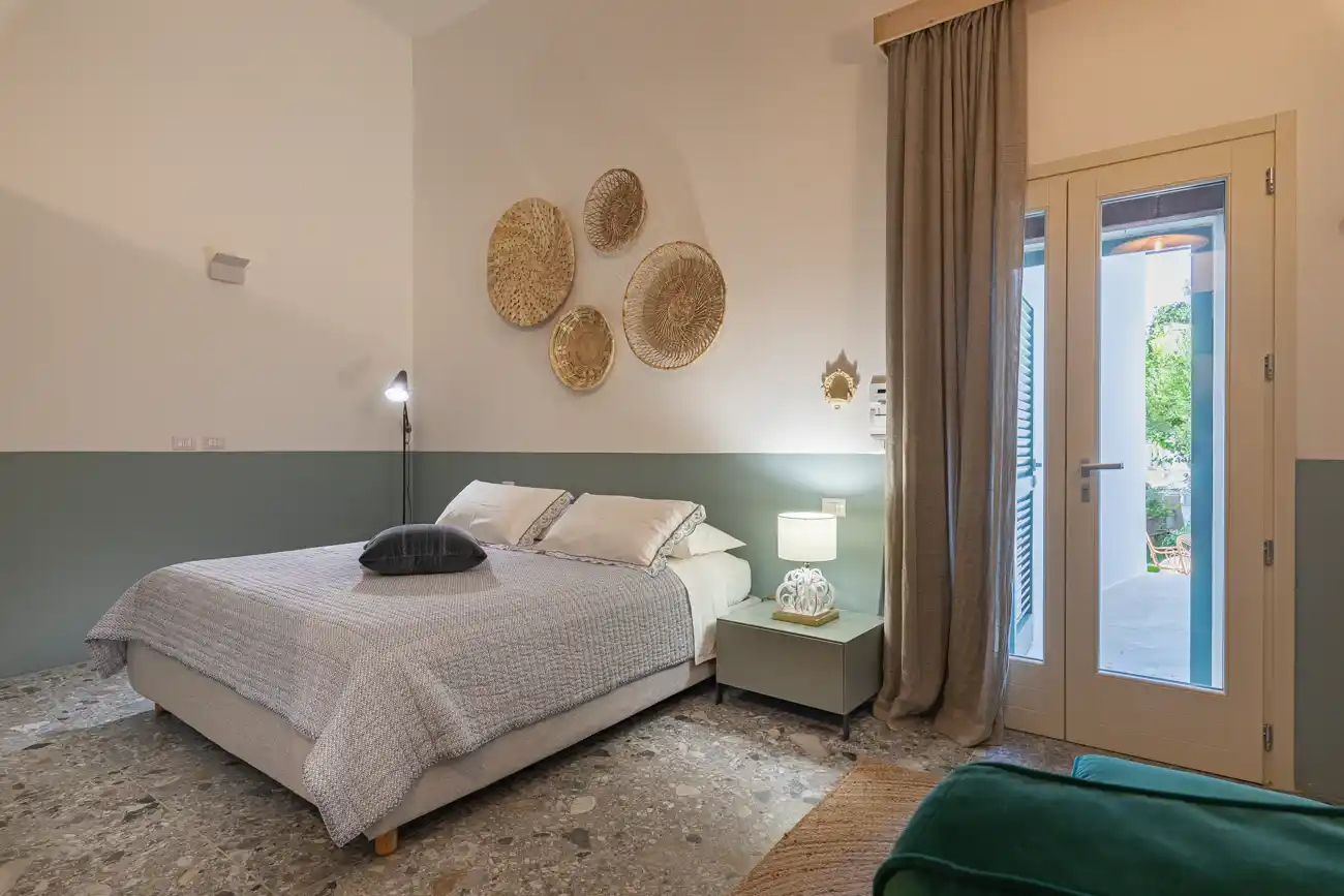 Dimora Lopez a Otranto offre ampi spazi interni, molto luminosi